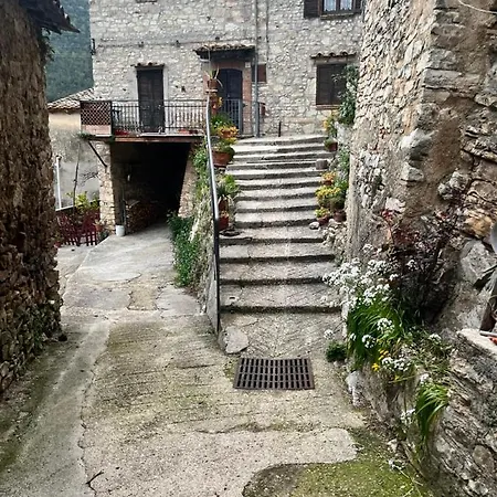 A Valle San Martino Di Spoleto