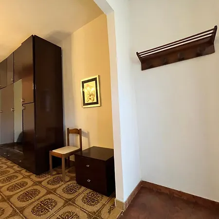 A Valle San Martino Di *